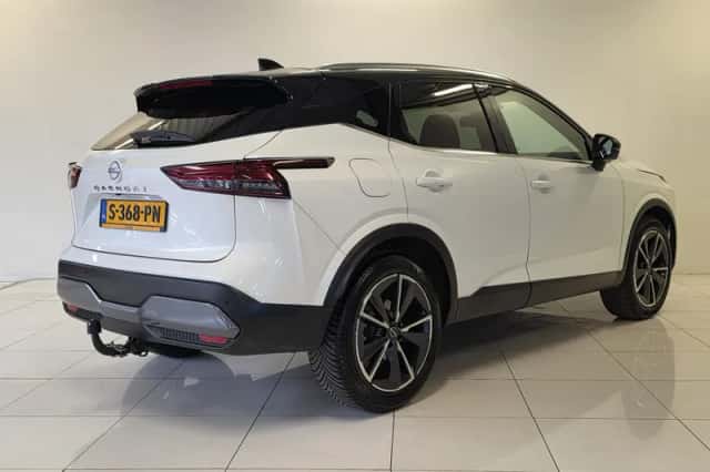 Nissan Qashqai (2023) thumbnail 5