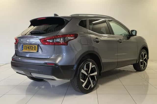 Nissan Qashqai (2018) thumbnail 2