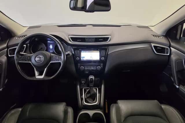 Nissan Qashqai (2018) thumbnail 3