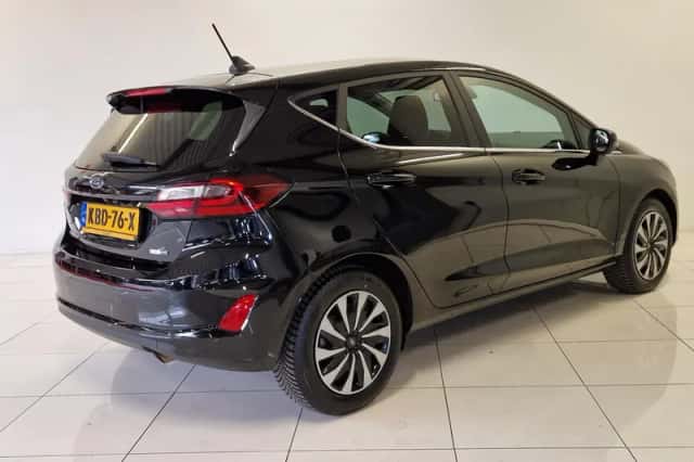 Ford Fiesta (2023) thumbnail 5