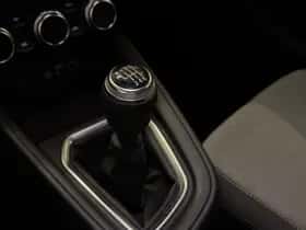 Mitsubishi Colt (2024) thumbnail 24