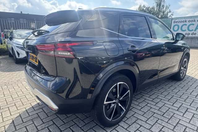 Nissan Qashqai (2021) thumbnail 2