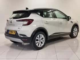 Renault Captur (2020) thumbnail 5