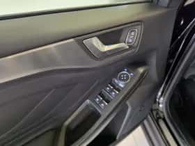 Ford Focus (2021) thumbnail 23