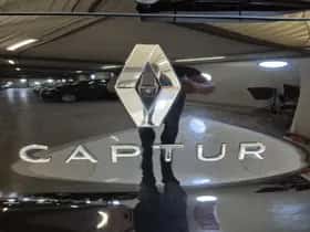 Renault Captur (2024) thumbnail 38