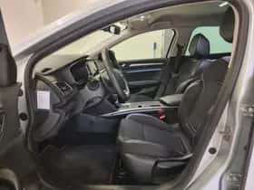 Renault Mégane (2023) thumbnail 12