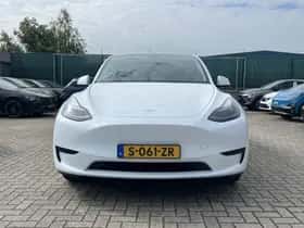 Tesla Model Y (2023) thumbnail 15