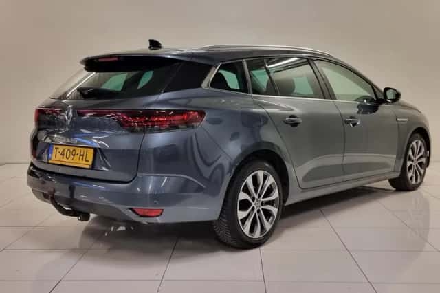 Renault Mégane (2023) thumbnail 5