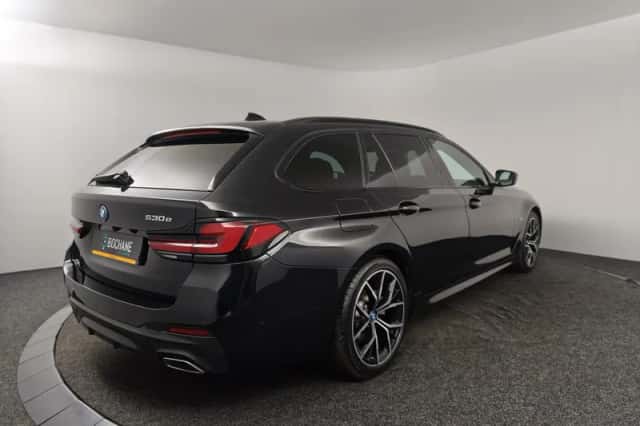 BMW 5-Serie (2023) thumbnail 2