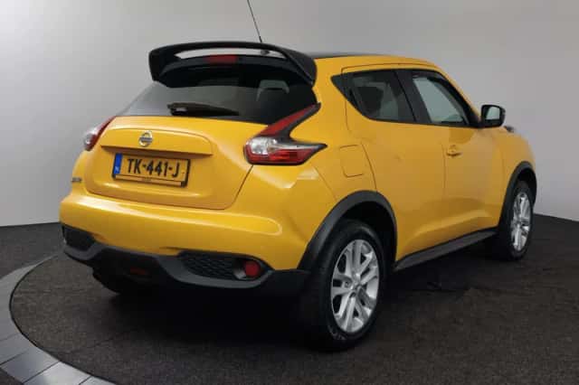 Nissan Juke (2017) thumbnail 2