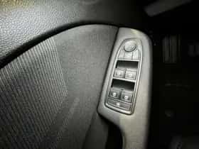 Renault Clio (2024) thumbnail 19