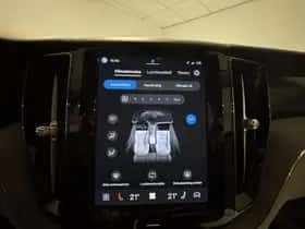 Volvo XC60 (2023) thumbnail 24
