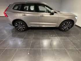 Volvo XC60 (2023) thumbnail 10