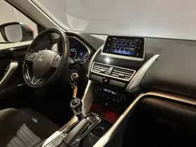 Mitsubishi Eclipse Cross (2018) thumbnail 31