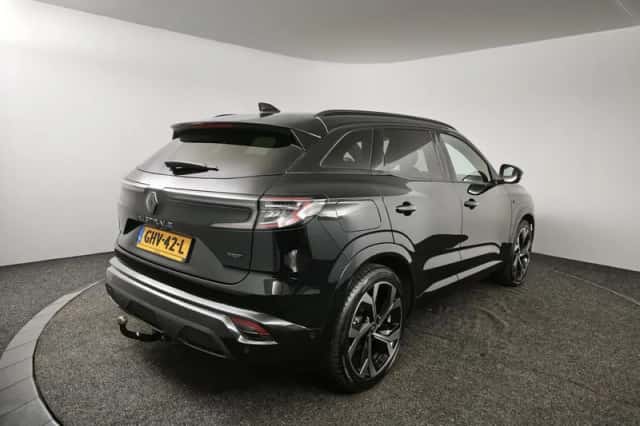 Renault Austral (2024) thumbnail 2