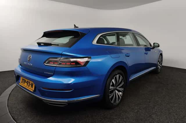 Volkswagen Arteon (2021) thumbnail 2