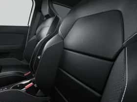 Mitsubishi Grandis (2026) thumbnail 6