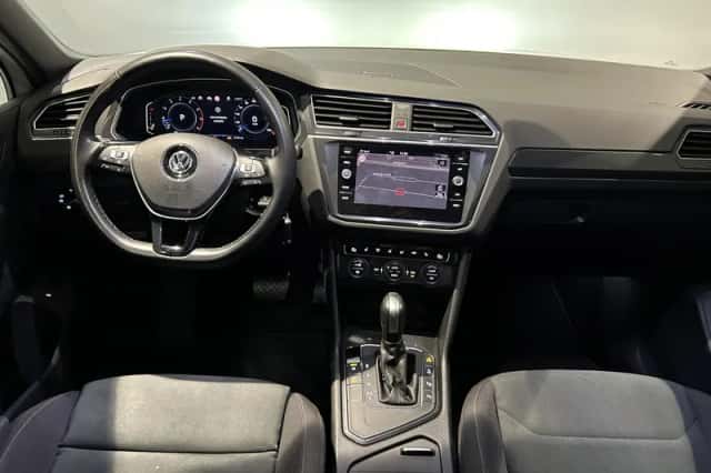 Volkswagen Tiguan (2020) thumbnail 3