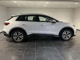 Audi Q4 e-tron (2022) thumbnail 12