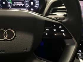 Audi Q4 e-tron (2022) thumbnail 17