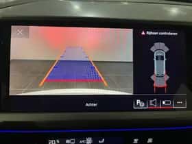 Audi Q4 e-tron (2022) thumbnail 9