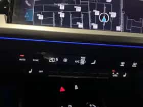 Audi Q4 e-tron (2022) thumbnail 10