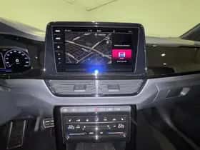 Volkswagen T-Roc (2022) thumbnail 10