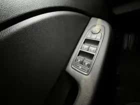 Renault Clio (2023) thumbnail 19