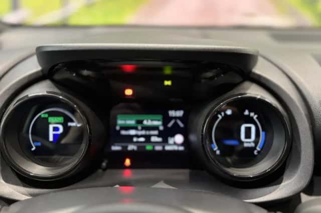 Toyota Yaris (2020) thumbnail 4