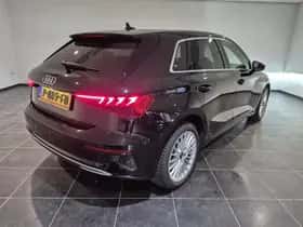Audi A3 (2022) thumbnail 2