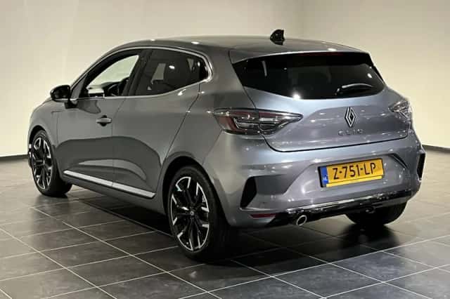 Renault Clio (2024) thumbnail 6