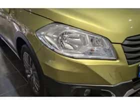 Suzuki S-Cross (2014) thumbnail 11