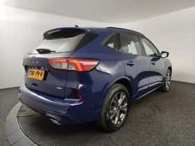 Ford Kuga (2021) thumbnail 2