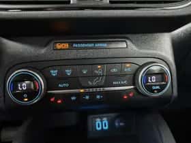 Ford Kuga (2021) thumbnail 13