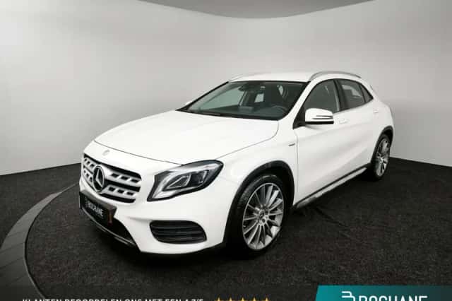 Mercedes-Benz GLA (2020) thumbnail 1
