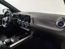 Mercedes-Benz GLA (2022) thumbnail 28
