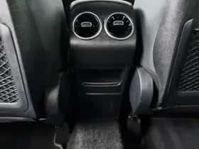 Mercedes-Benz GLA (2022) thumbnail 29