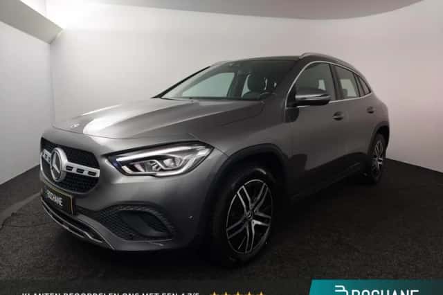 Mercedes-Benz GLA (2022) thumbnail 1