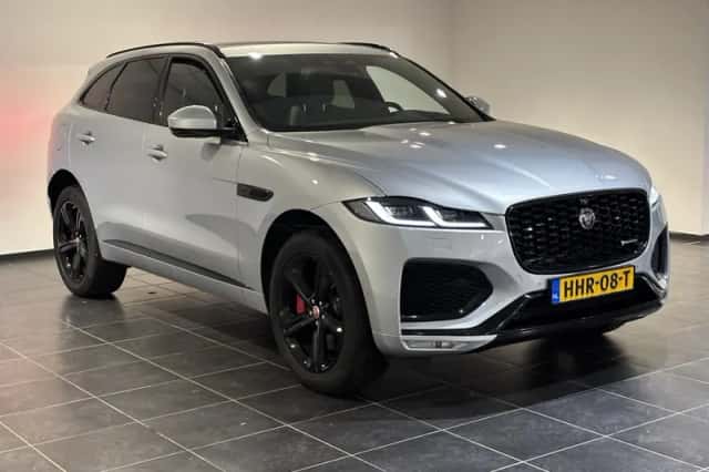 Jaguar F-Pace (2021) thumbnail 5