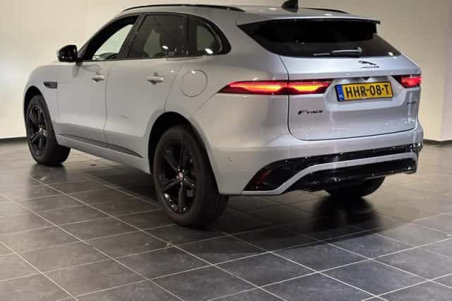 Jaguar F-Pace (2021) thumbnail 6
