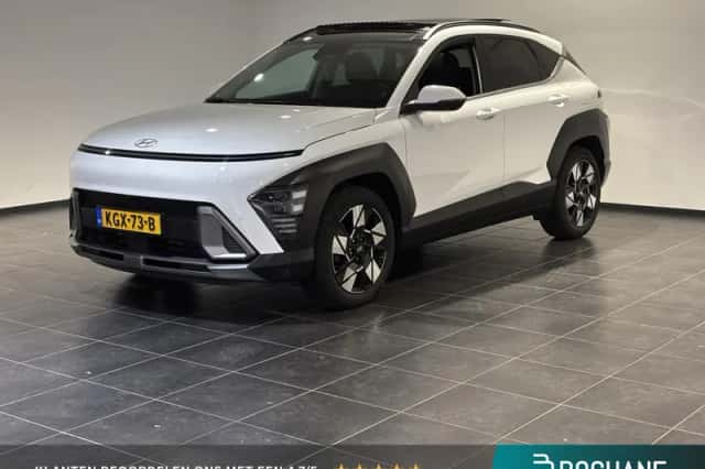 Hyundai Kona (2025) thumbnail 1