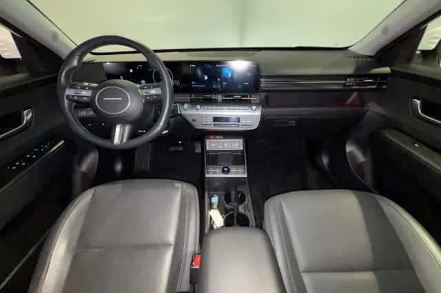 Hyundai Kona (2025) thumbnail 3