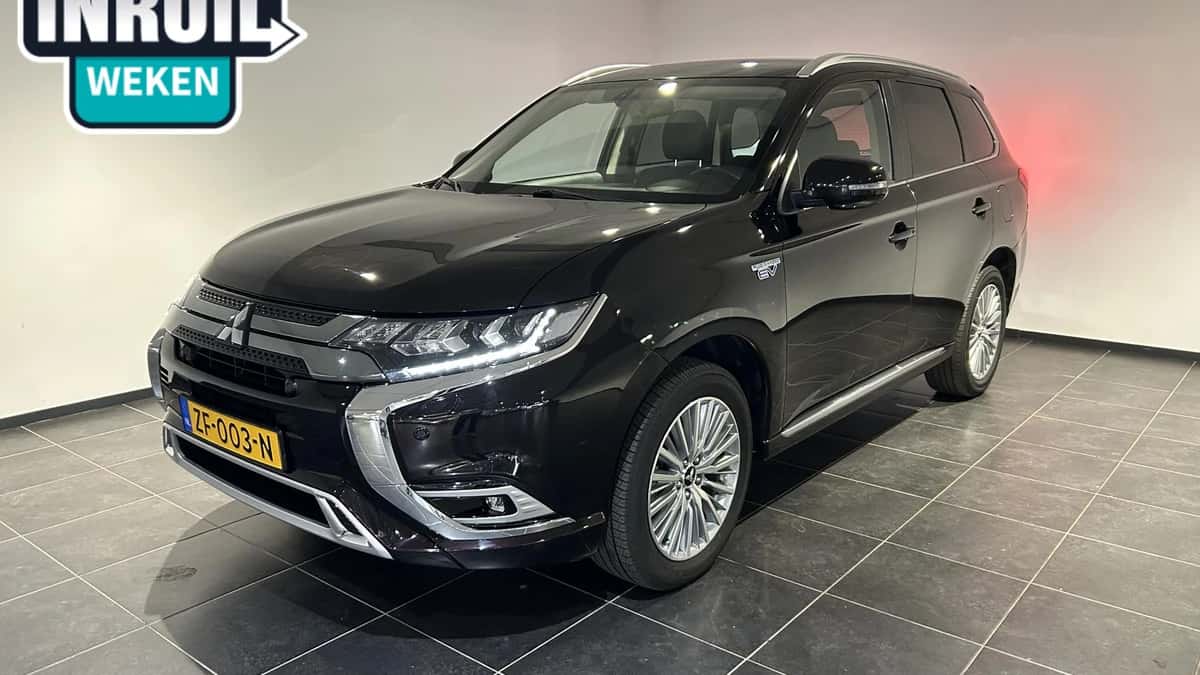 Mitsubishi Outlander (2019) — foto 1