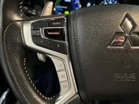 Mitsubishi Outlander (2019) thumbnail 19