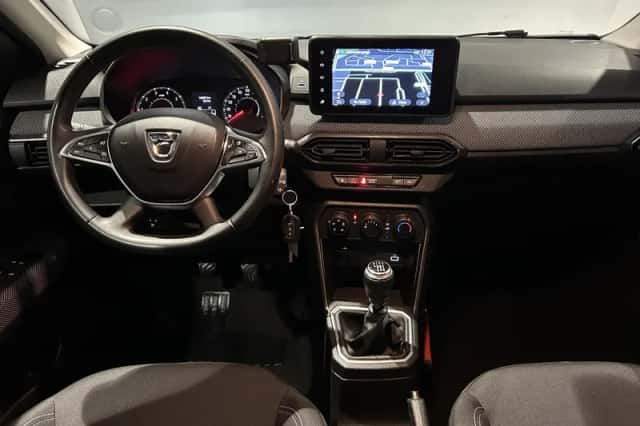 Dacia Sandero (2021) thumbnail 3