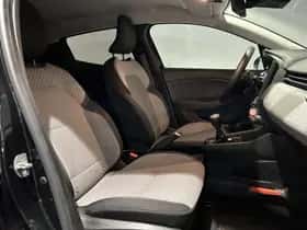 Renault Clio (2024) thumbnail 29