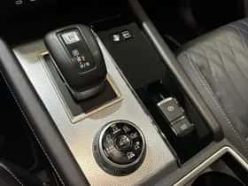 Mitsubishi Outlander (2025) thumbnail 21