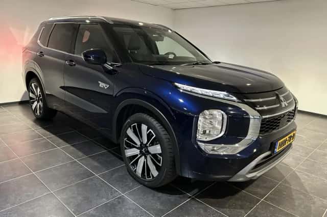 Mitsubishi Outlander (2025) thumbnail 5