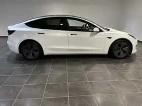 Tesla Model 3 (2021) thumbnail 12