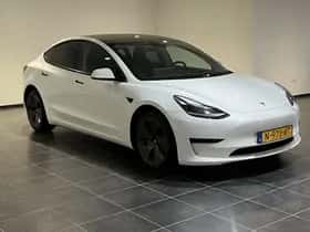 Tesla Model 3 (2021) thumbnail 3